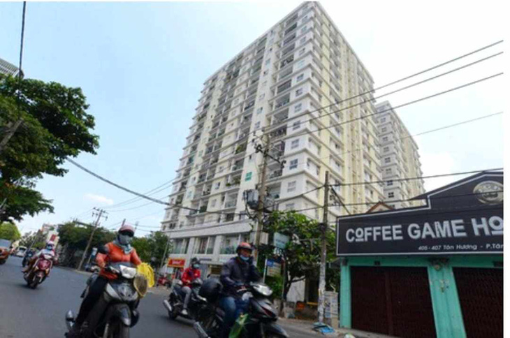 Chung cư Khang Gia (Tân Phú) là một trong 60 chung cư ở TP do thế chấp cho ngân hàng nên nhiều hộ dân mua nhà tại đây chưa được cấp sổ - Ảnh: QUANG ĐỊNH