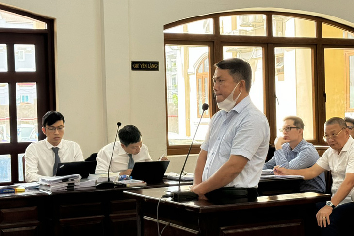 Bị cáo Nguyễn Thuận, cựu tổng giám đốc Công ty Phú Việt Tín, bị đề nghị 5-6 năm tù về tội lạm dụng tín nhiệm chiếm đoạt tài sản - Ảnh: A.B.