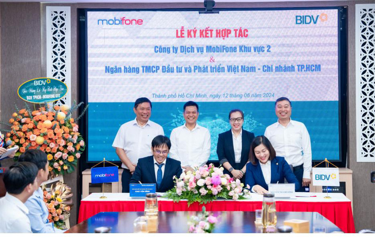 Ngân hàng TMCP Đầu tư và Phát triển Việt Nam - Chi nhánh TP.HCM (BIDV HCM) và Công ty Dịch vụ MobiFone KV2 ký kết hợp tác