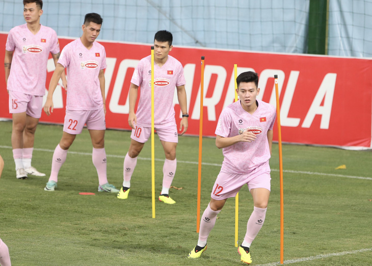 Đội tuyển Việt Nam tập chuẩn bị cho hai trận đấu ở vòng loại thứ 2 World Cup 2026 - Ảnh: HOÀNG TÙNG