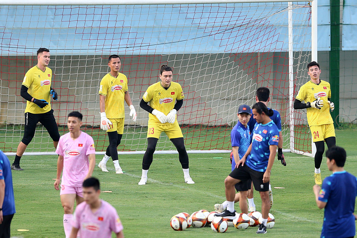 Đặng Văn Lâm đánh giá đội tuyển Việt Nam đang có những thủ môn tốt nhất V-League - Ảnh: HOÀNG TÙNG