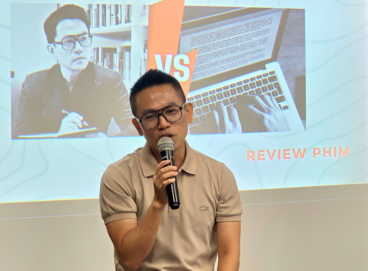 Nhà báo, nhà phê bình Lê Hồng Lâm trò chuyện về phê bình phim sáng 30-6 - Ảnh: MI LY