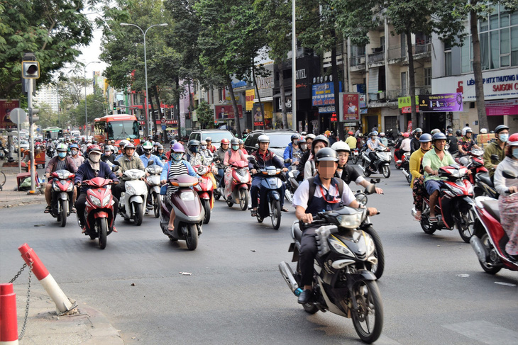 Xe máy được ưa chuộng ở Đông Nam Á nhờ nhiều ưu điểm: giá dễ tiếp cận, tiện dụng, linh hoạt trên đường phố bao gồm cả ngõ nhỏ... - Ảnh minh họa: BestPrice Travel
