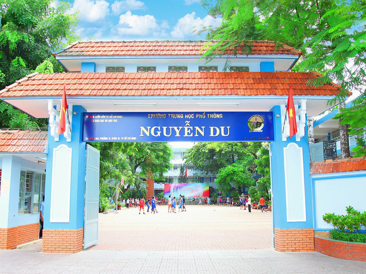 Điểm thi tốt nghiệp THPT tại Trường THPT Nguyễn Du - nơi xảy ra sự việc giám thị sai sót trong kỳ thi tốt nghiệp THPT 2024 vừa qua - Ảnh: Website nhà trường