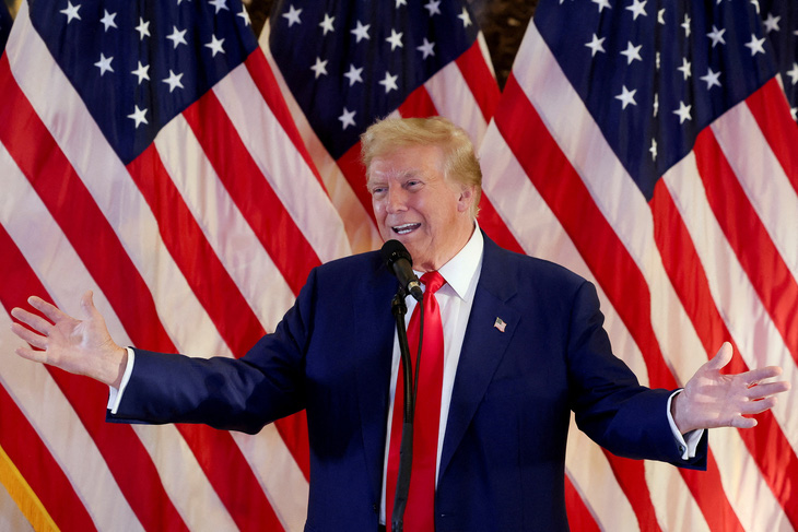 Cựu tổng thống Mỹ Donald Trump phát biểu tại cuộc họp báo ở Tháp Trump, thành phố New York, ngày 31-5-2024 - Ảnh: REUTERS
