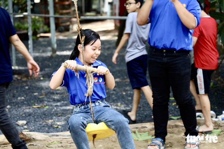 Công viên văn hóa Lê Thị Riêng khai trương sân vận động liên hoàn, miễn phí cho người dân- Ảnh 9. Công viên văn hóa Lê Thị Riêng khai trương sân vận động liên hoàn, miễn phí cho người dân- Ảnh 9.