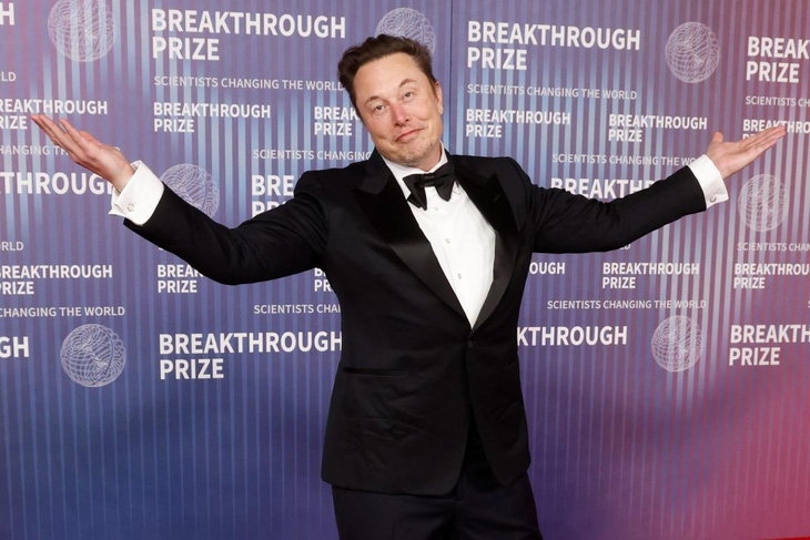 Elon Musk được cho là đã tráo đổi các đơn hàng chip Nvidia giữa các công ty ông nắm giữ - Ảnh: Yahoo News