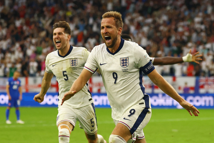 Niềm vui của Kane sau khi ghi bàn vào lưới tuyển Slovakia - Ảnh: REUTERS