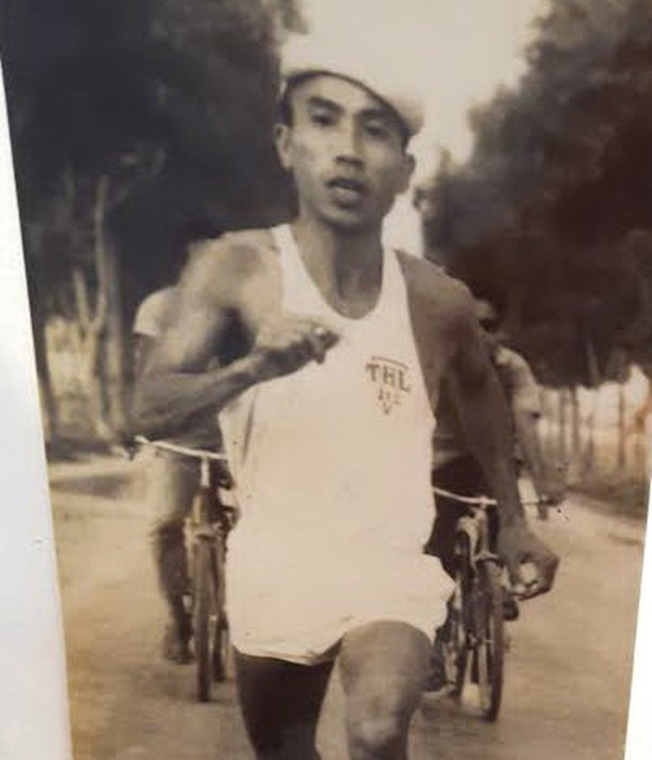 Nhà vô địch marathon quốc gia Bùi Lương - Ảnh: Tư liệu gia đình