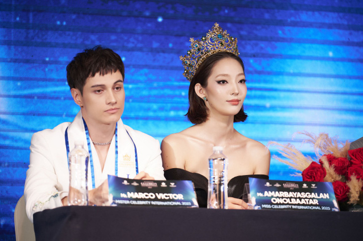 Đương kim Miss & Mister Celebrity International - nam vương Marco Victor và hoa hậu Amarbayasgalan Onolbaatar.