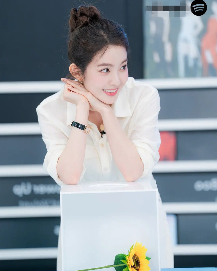 Irene được mệnh danh "đệ nhất nữ thần nhan sắc" K-pop