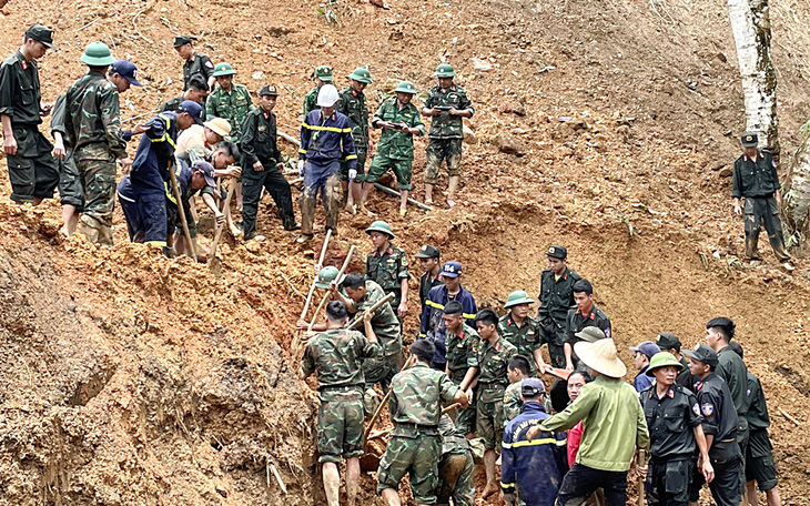 Vụ sạt lở làm 11 người chết 4 người bị thương: Cảnh giác tối đa với lũ quét, sạt lở