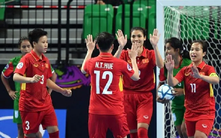 Tuyển futsal nữ Việt Nam đăng quang tại Thái Lan - Ảnh 3.