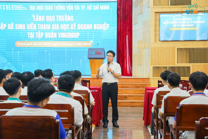 Sinh viên Giao thông vận tải TP.HCM 'thực chiến' với học kỳ doanh nghiệp- Ảnh 1.