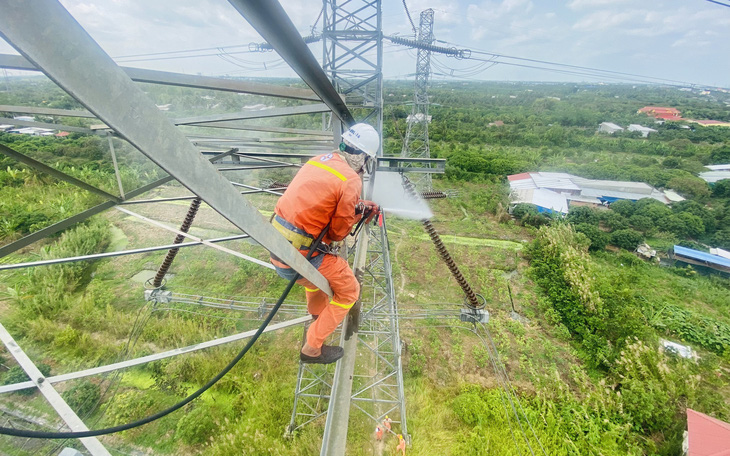 Bộ Công Thương: EVN lỗ gần 22.000 tỉ đồng trong năm 2023 - Ảnh 3.