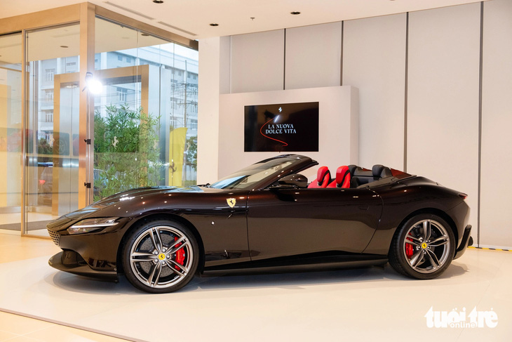 Chi tiết Ferrari Roma Spider ở Việt Nam: Giá từ 20 tỉ, nhiều tùy chọn cho dân chơi có gu