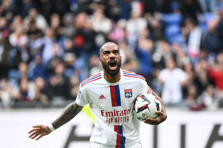 Lacazette đang 