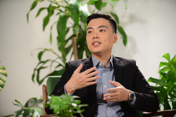 Anh Phạm Xuân Tùng nhấn mạnh rằng thấu hiểu văn hóa và thấu hiểu thị trường là điều cốt lõi để bán hàng thành công - Ảnh: QUANG ĐỊNH
