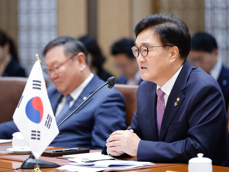 Chủ tịch Quốc hội Hàn Quốc Woo Won Shik phát biểu tại hội kiến - Ảnh: NHẬT BẮC
