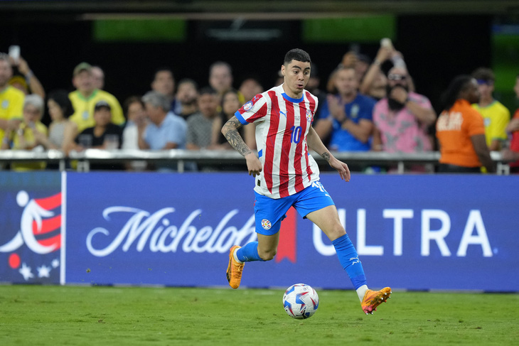 Paraguay sở hữu ngôi sao Miguel Almiron đang chơi bóng cho Newcastle - Ảnh: REUTERS