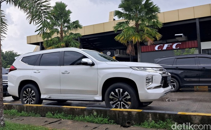 Khóc ròng vì mua Mitsubishi Pajero Sport cũ odo thấp, tưởng món hời ai ngờ 'đau ví'- Ảnh 1.