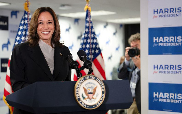 Bà Kamala Harris tuyên bố đã giành đủ phiếu đại biểu để trở thành ứng viên tổng thống