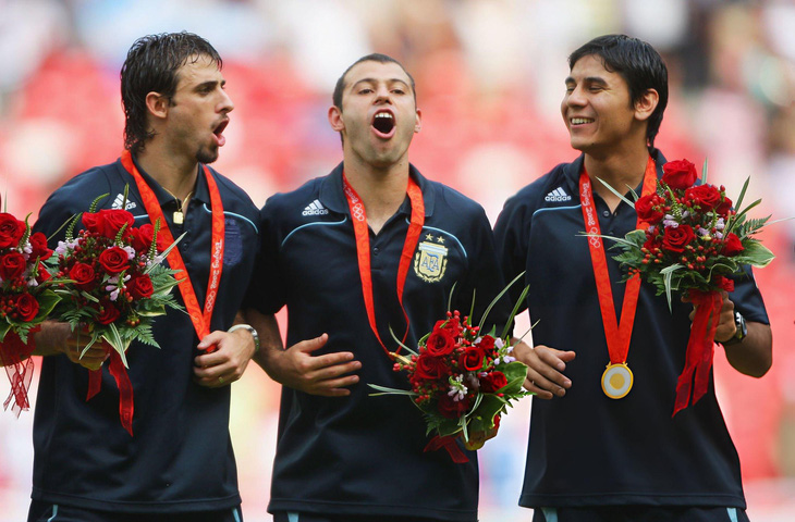 Mascherano (giữa) từng hai lần vô địch Olympic trên cương vị cầu thủ - Ảnh: GETTY