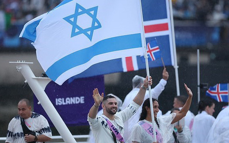 Olympic Paris 2024: Các VĐV Israel bị dọa giết, biểu ngữ chống Israel xuất hiện trên khán đài