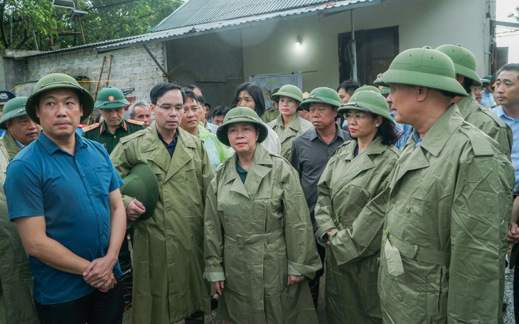 Bao giờ rốn lũ Hà Nội hết ngập - Kỳ 2: 'Lũ rừng ngang' đổ nước về Hà Nội - Ảnh 4.