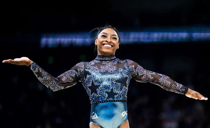 Simone Biles gây ấn tượng cùng trang phục lộng lẫy tại Olympic 2024