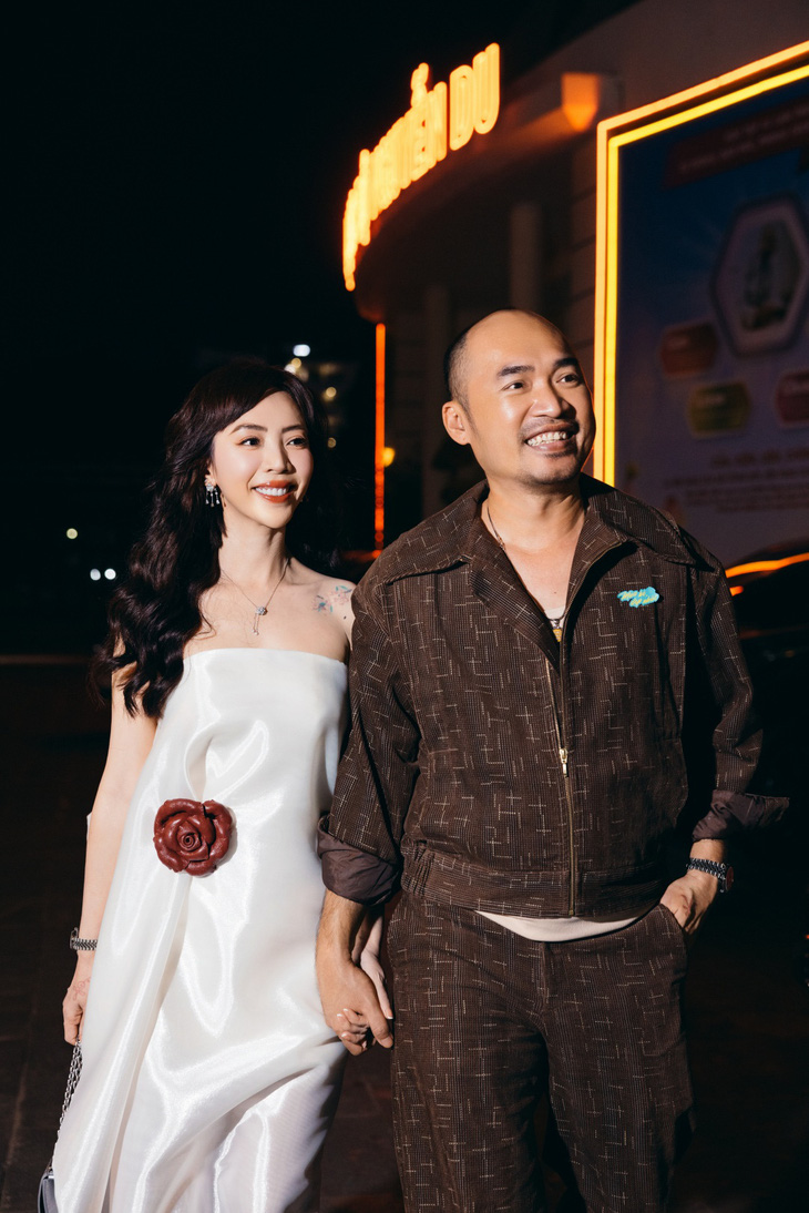 Thu Trang và Tiến Luật là cặp đôi nghệ sĩ được yêu mến theo thời gian