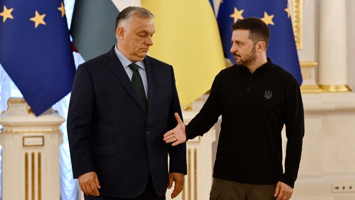 Giới phân tích cho rằng đề xuất ngừng bắn của Thủ tướng Hungary Vikto Orban ở Ukraine tại thời điểm này là vô ích và bất khả thi - Ảnh: AFP