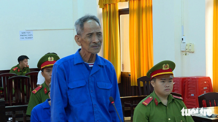 Tòa án nhân dân tỉnh Kiên Giang tuyên phạt bị cáo Danh Rương 6 năm tù về tội giết người - Ảnh: VĂN VŨ