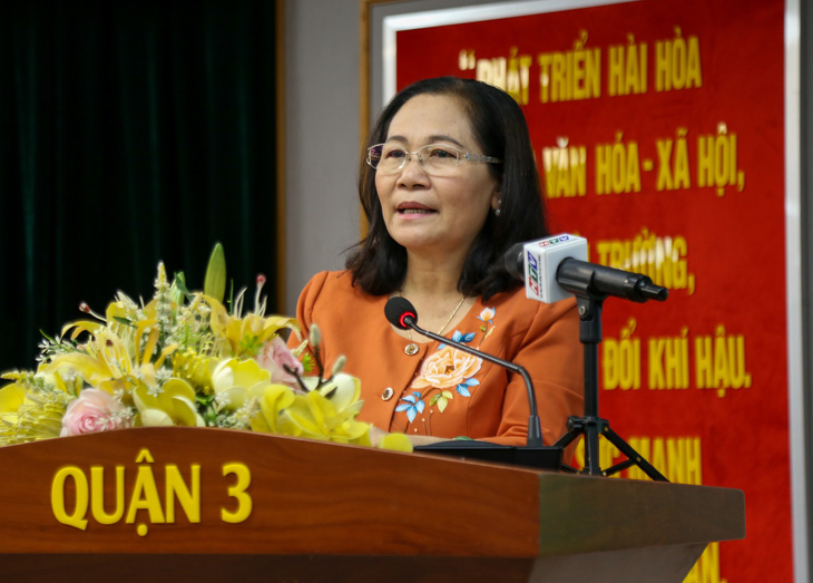 Chủ tịch HĐND TP.HCM Nguyễn Thị Lệ phát biểu tại hội nghị - Ảnh: THẢO LÊ 