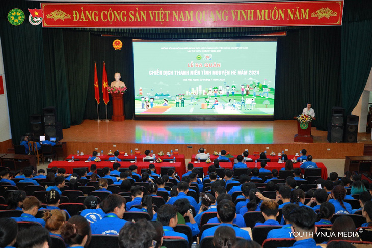 Đoàn viên Học viện Nông nghiệp Việt Nam tích cực trong xây dựng nông thôn mới- Ảnh 1.