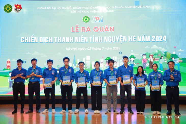 Đoàn viên Học viện Nông nghiệp Việt Nam tích cực trong xây dựng nông thôn mới- Ảnh 4.