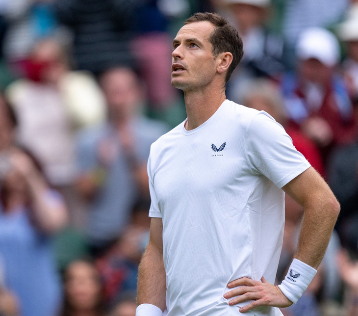 Murray xúc động khi chia tay khán giả Wimbledon - Ảnh: Wimbledon
