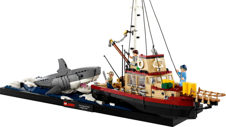 Phim Hàm cá mập được hãng Lego tái hiện - Ảnh: Lego