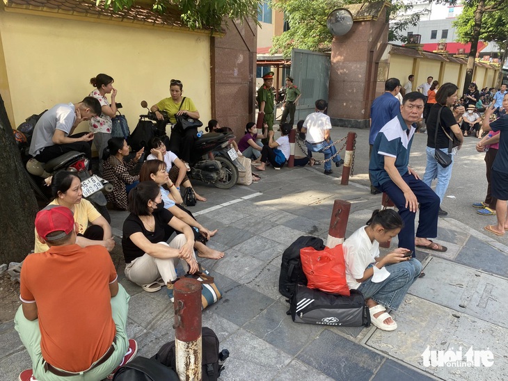 Thi đánh giá vào các trường công an: 'Đề thi văn khá lạ'- Ảnh 6.