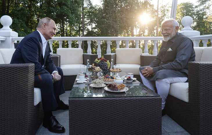 Tổng thống Nga Vladimir Putin đón tiếp Thủ tướng Ấn Độ Narendra Modi ngày 8-7 - Ảnh: TASS