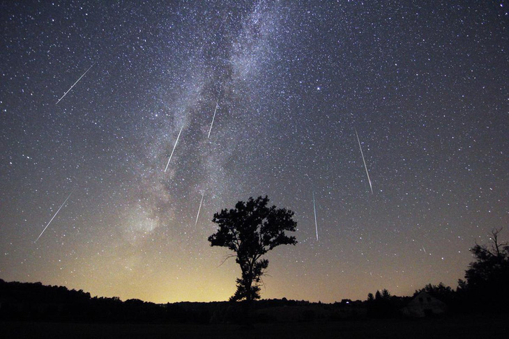 Đón chờ những trận mưa sao băng Perseids tuyệt đẹp - Ảnh: GETTY IMAGES