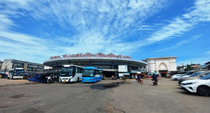 Chợ Đầm tròn Nha Trang hiện nay vẫn được nhiều khách du lịch trong, ngoài nước tìm đến - Ảnh: PHAN SÔNG NGÂN 