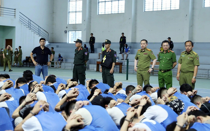 'Ở sang, ăn ngon, làm ít, chơi nhiều' chỉ có ở lừa đảo việc nhẹ lương cao - Ảnh 2.