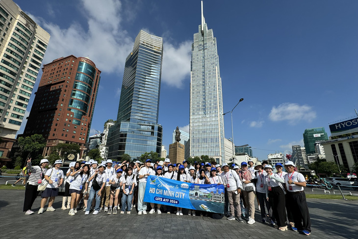 Tour nội đô, du lịch các điểm gần hút khách dịp lễ 2-9 - Ảnh 1.