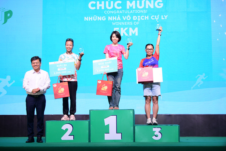 Nhà vô địch SEA Games Phạm Tiến Sản thắng sít sao tại GreenUP Marathon 2024 - Ảnh 7.