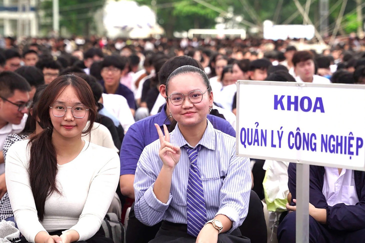 Sinh viên nữ trúng tuyển vào Trường đại học Bách khoa TP.HCM tăng - Ảnh 2.