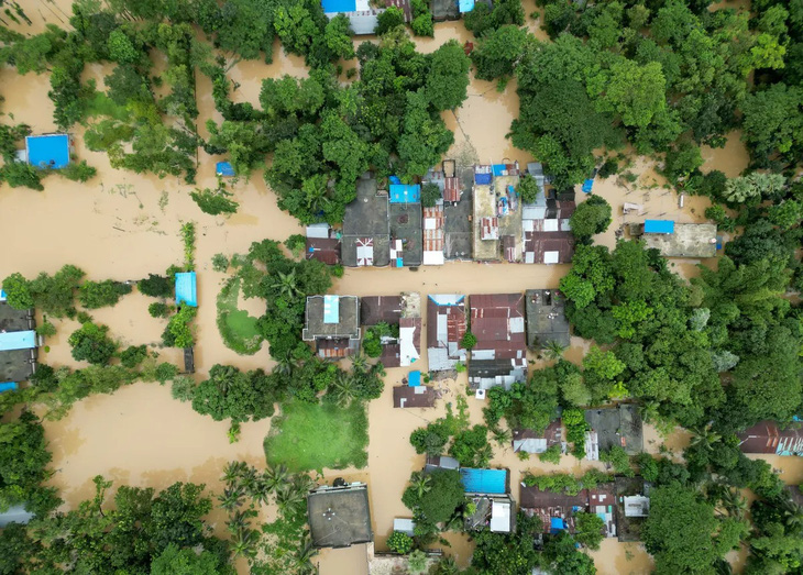 Mưa lớn gây lũ lụt ở Bangladesh, 15 người thiệt mạng - Ảnh 5.