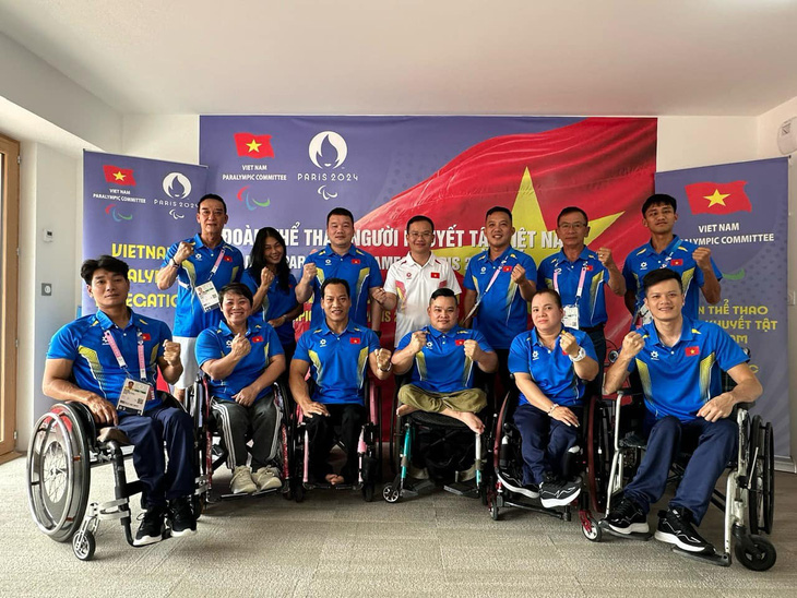 Đoàn thể thao người khuyết tật Việt Nam đến Paris, sẵn sàng cho Paralympic 2024 - Ảnh 1.