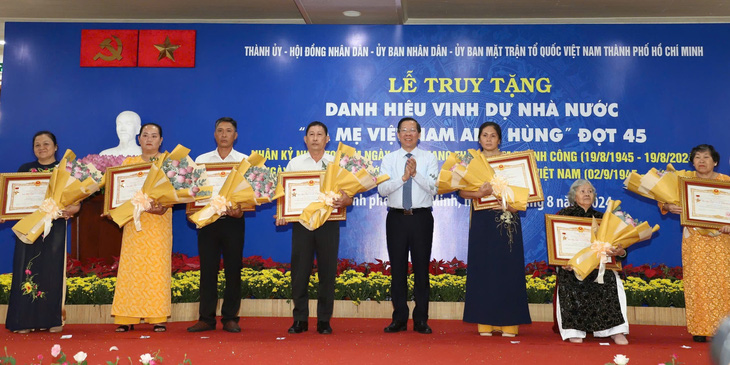 TP.HCM truy tặng danh hiệu Bà mẹ Việt Nam anh hùng dịp 2-9 - Ảnh 1.