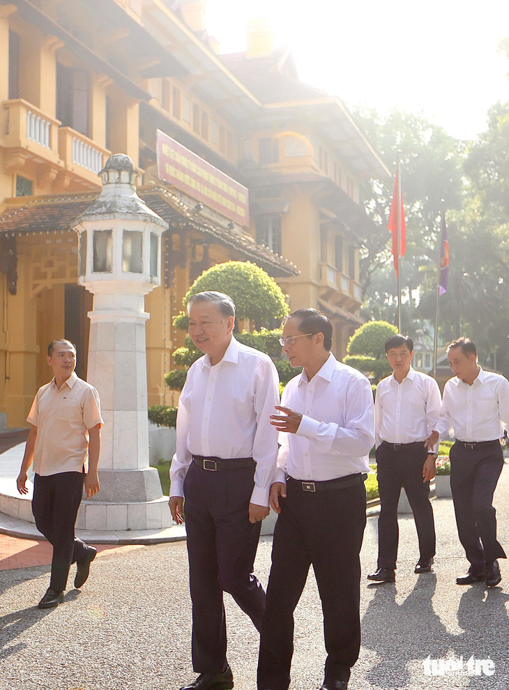 Tổng Bí thư, Chủ tịch nước Tô Lâm: Ngoại giao phải vươn mình lên tầm cao mới - Ảnh 4.